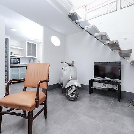 Ancient Trastevere Vespa Loft โรม ภายนอก รูปภาพ