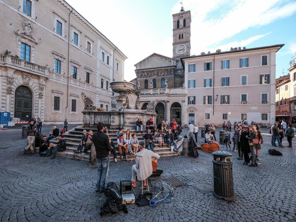 Ancient Trastevere Vespa Loft โรม ภายนอก รูปภาพ