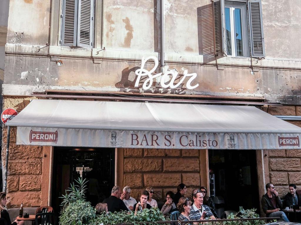 Ancient Trastevere Vespa Loft โรม ภายนอก รูปภาพ